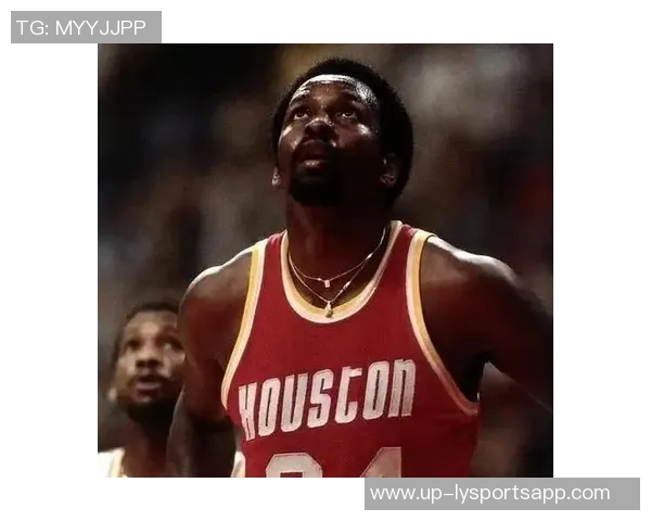 火箭如何在反魔球战术下实现高效进攻抢篮板成为关键因素