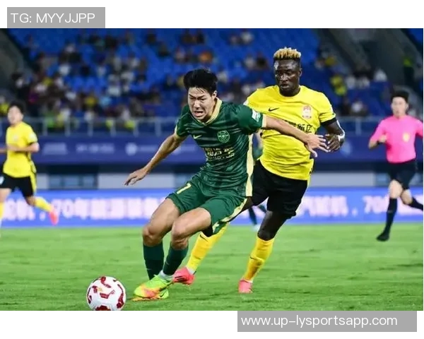 张瑷晖越位位置干扰防守打入生涯首球边裁果断判罚引发争议